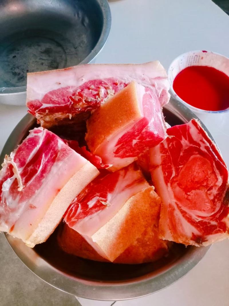 云南老品种放山无饲料猪火腿