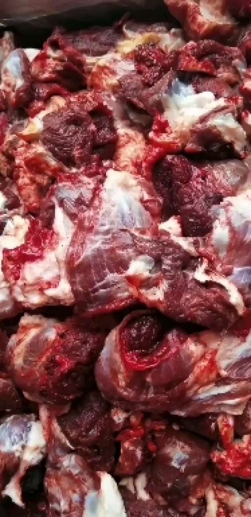 纯干牛肉块，肉质新鲜，色泽好，纯干货，长期供应，量大从优