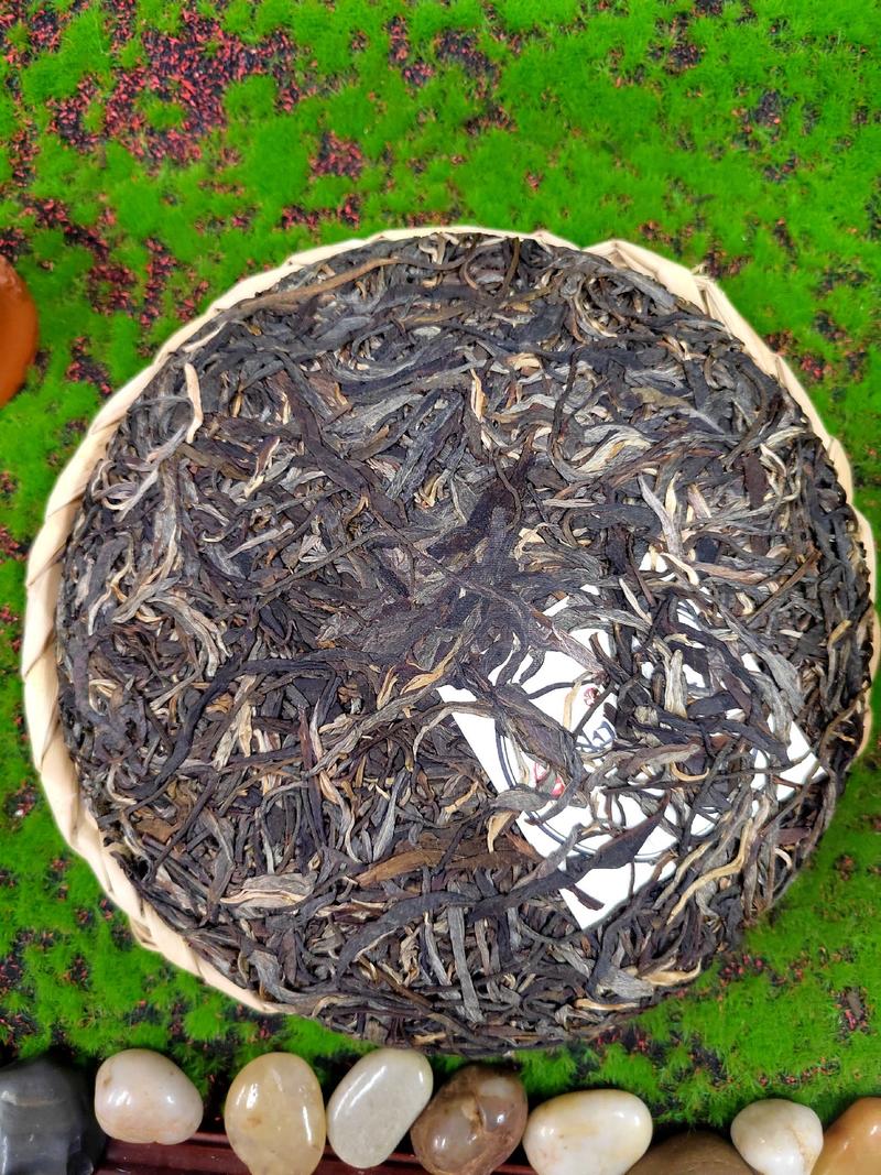 普洱茶生态茶散料易武铜箐河深林茶批发有量可定制手工压饼