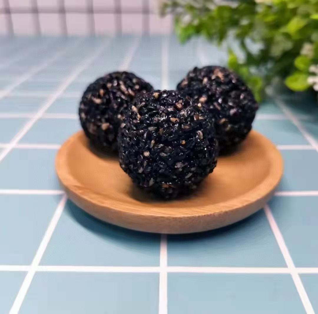 黑芝麻球成品展示