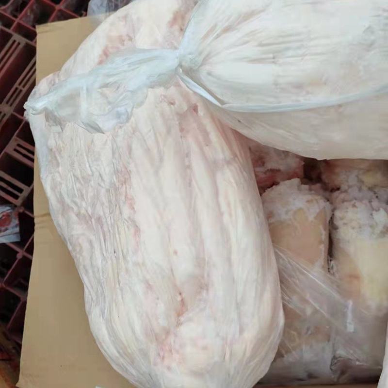 国产箱装板油，大肥猪的，无杂质，保证质量，特价出60吨