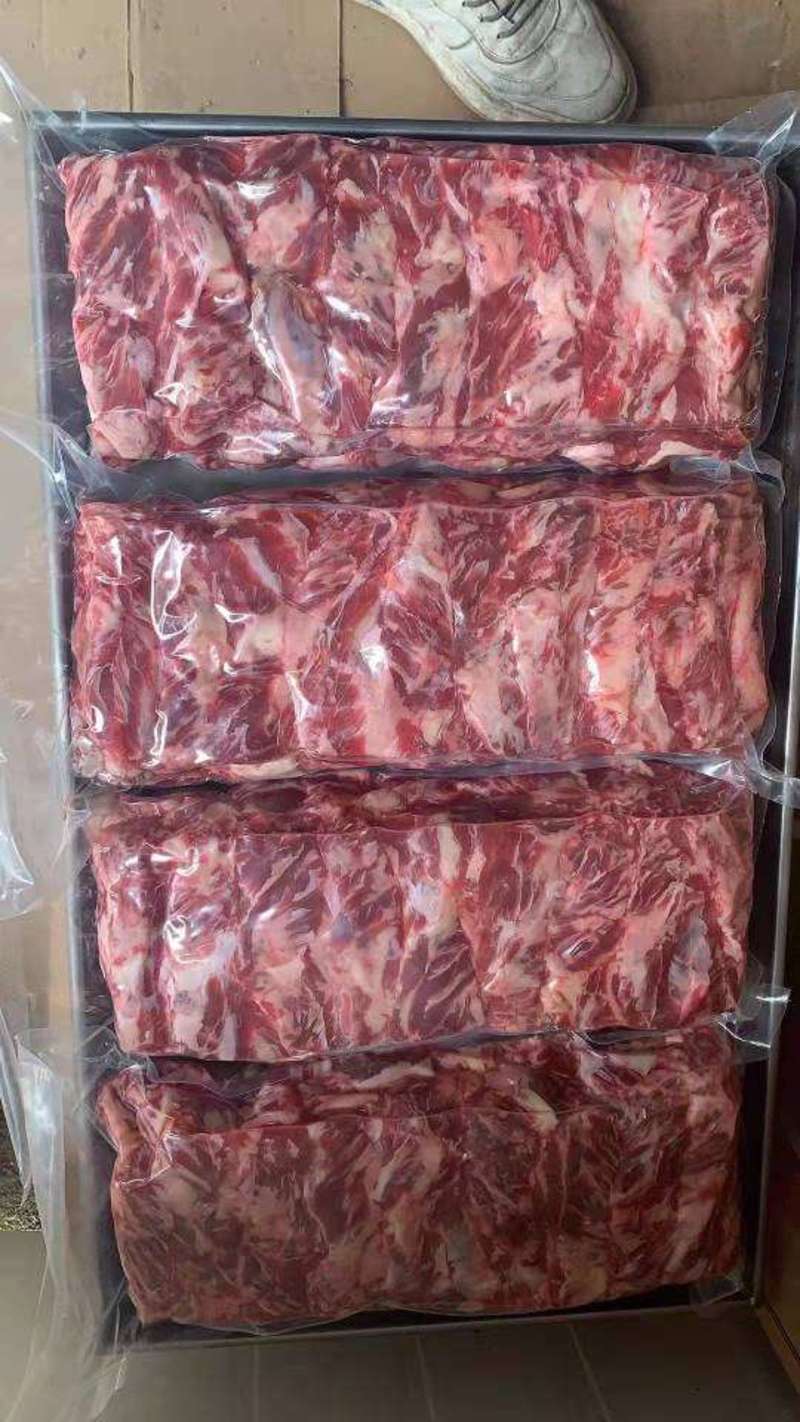 国产纯干牛腹肋条肉，质量保证，价格合适，屠宰场直供