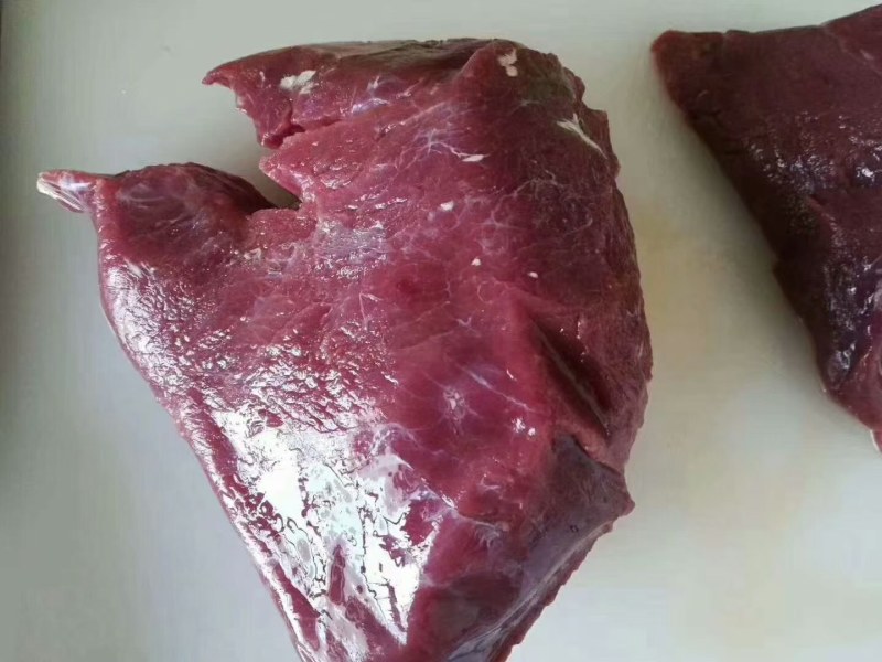 新鲜梅花鹿肉价格优惠！厂家直销，大量供应！全国包邮！