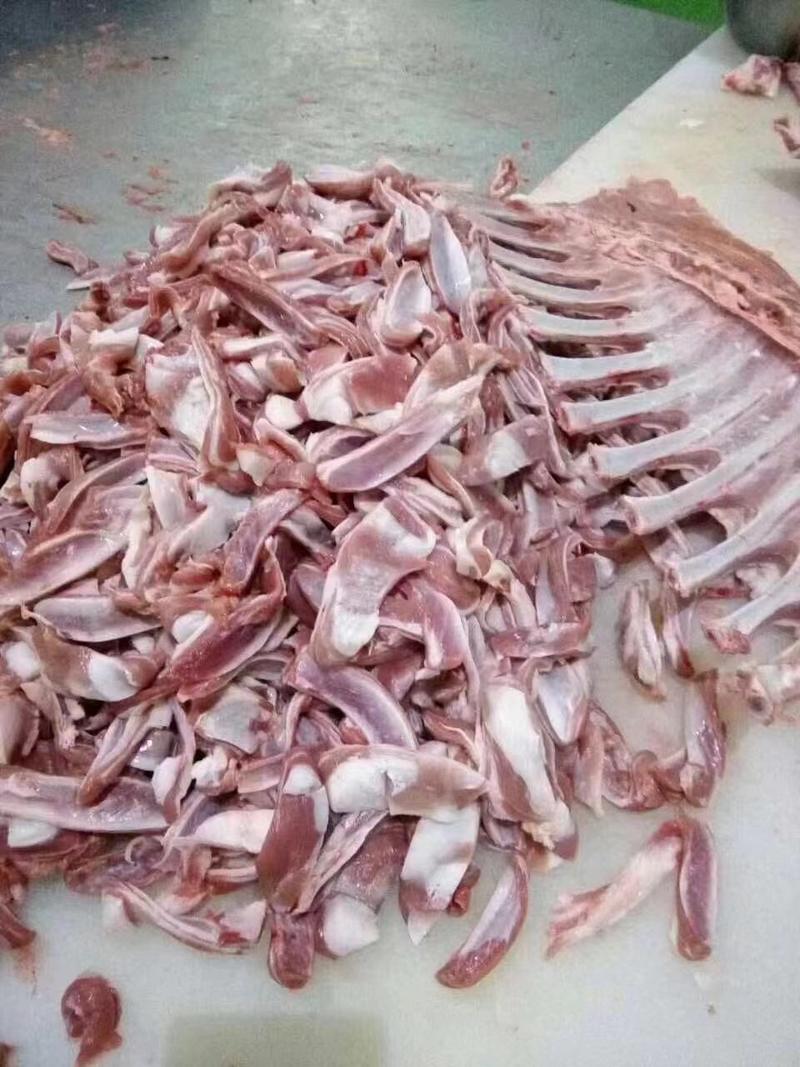 羔羊肋间肉，羊肉，来自蒙古草原的溜达羊，烧烤羊肉串的美味