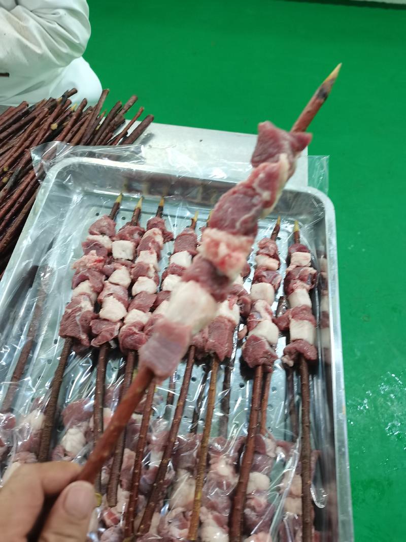 《热卖中》精选内蒙古草地羊后腿肉，每串净肉40克红柳大串