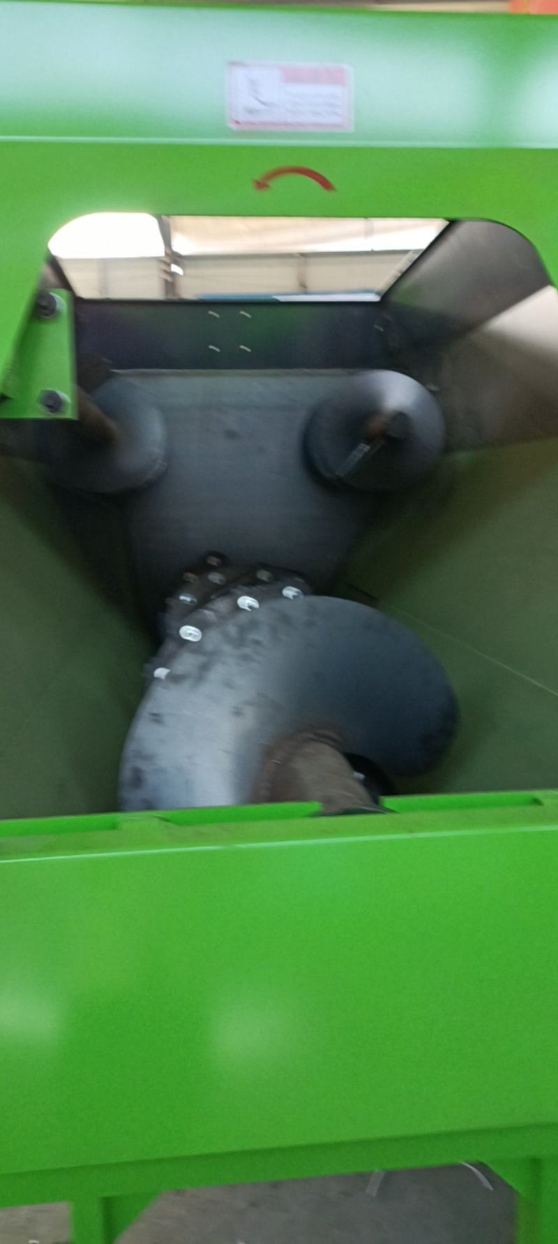 牛羊草料搅拌机厂家直大型养殖基地专用草料搅拌揉丝机