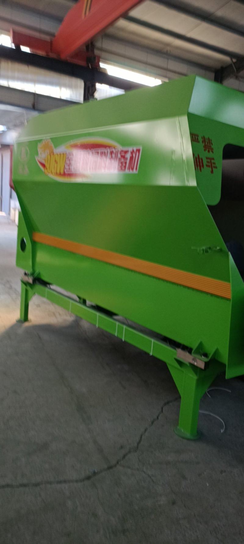 牛羊草料搅拌机厂家直大型养殖基地专用草料搅拌揉丝机