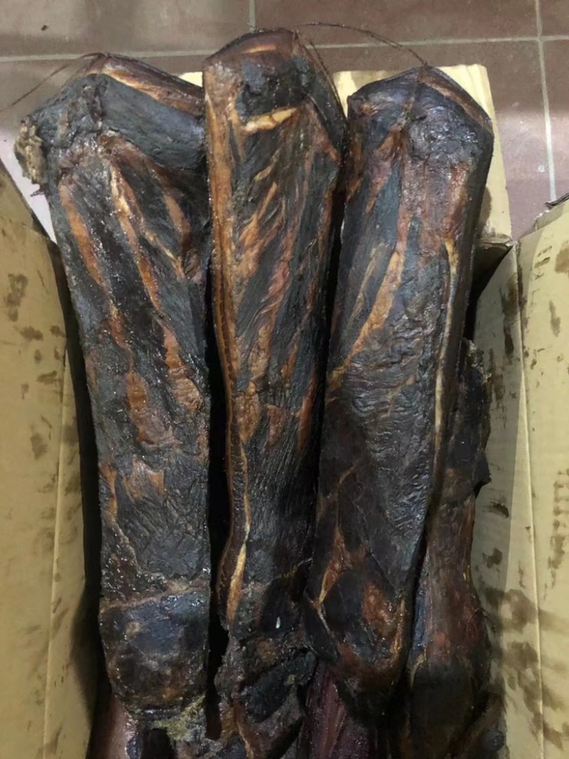 烟熏干三线腊肉（适合饭店、庙会、摆摊等）