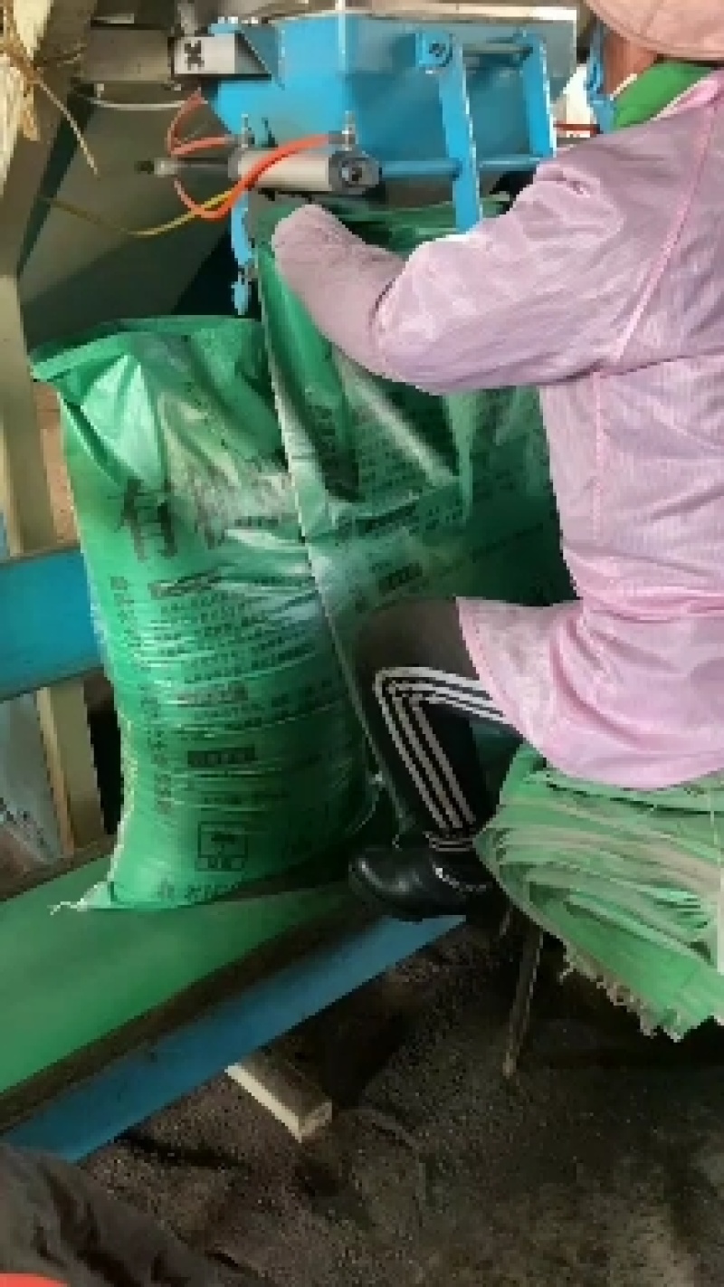 有机肥厂家批发工程绿化用肥土地整改用肥高标准农田用肥