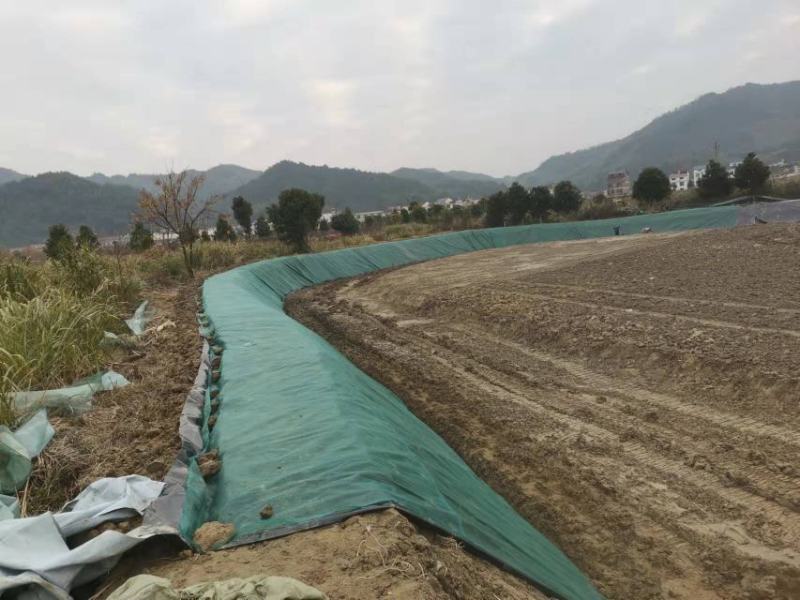 草绿土工布针刺无纺布涤纶土工布养护土工布规格