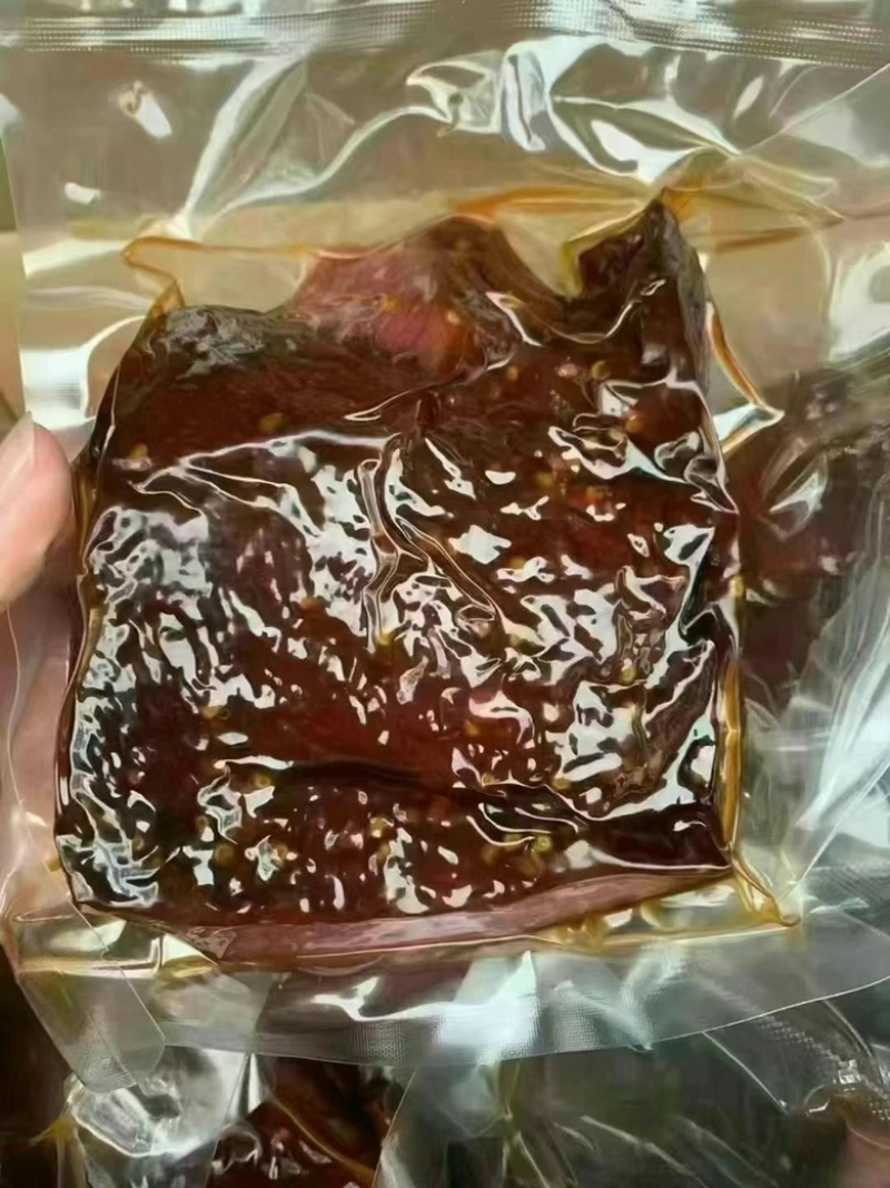 酱香肉（麻辣、五香口味）一斤一袋，开袋即食