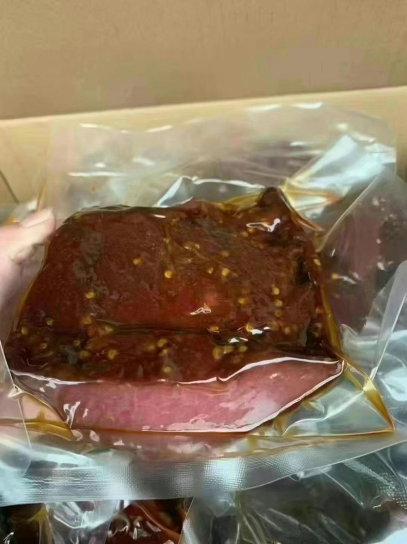 酱香肉（麻辣、五香口味）一斤一袋，开袋即食