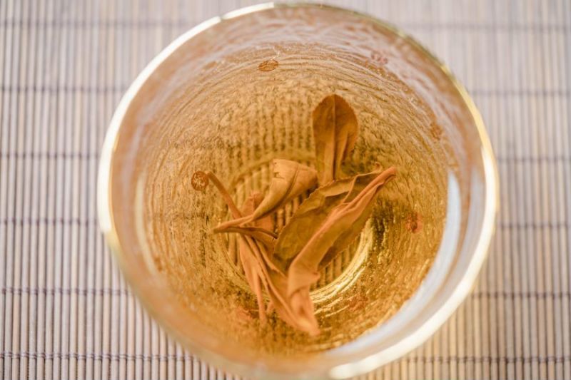 马边县石梁纯野生红茶*半山具有独特的茶树木香味
