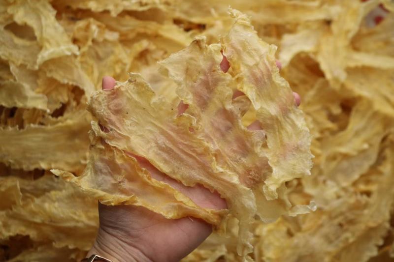B厂110头挪威鳕鱼胶花胶足干颜色浅黄色纯淡干货没有加料