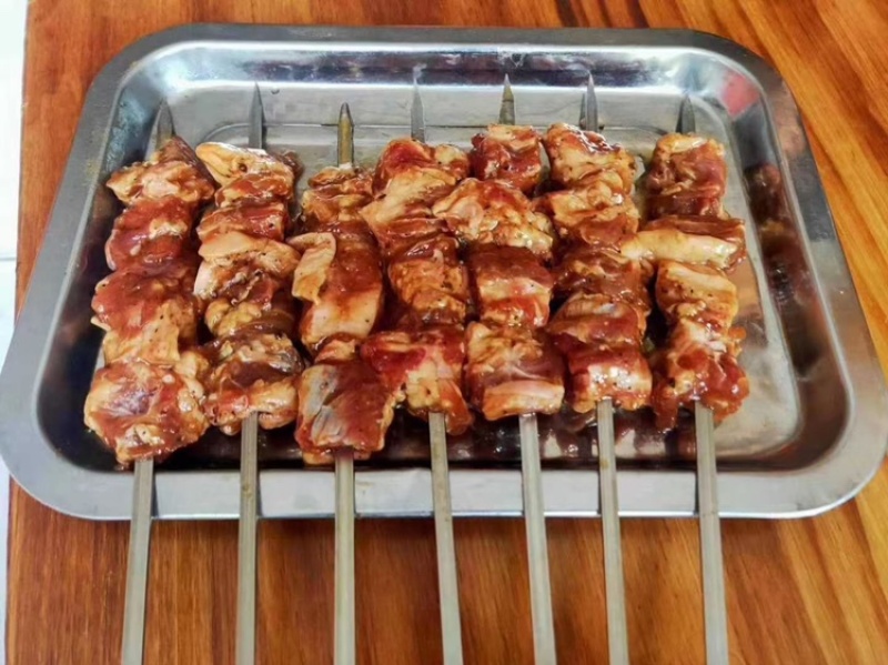 纯干牛腹肉条，一箱五十斤发货，肥瘦相间，