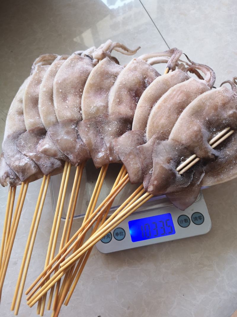 各种规格鱿鱼串大鱿鱼凤舞串龙珠串铁板鱿鱼烧烤小吃鱿鱼