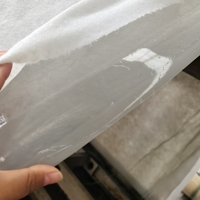 两布一膜复合土工膜国标一布一膜防渗膜600克长丝复合膜