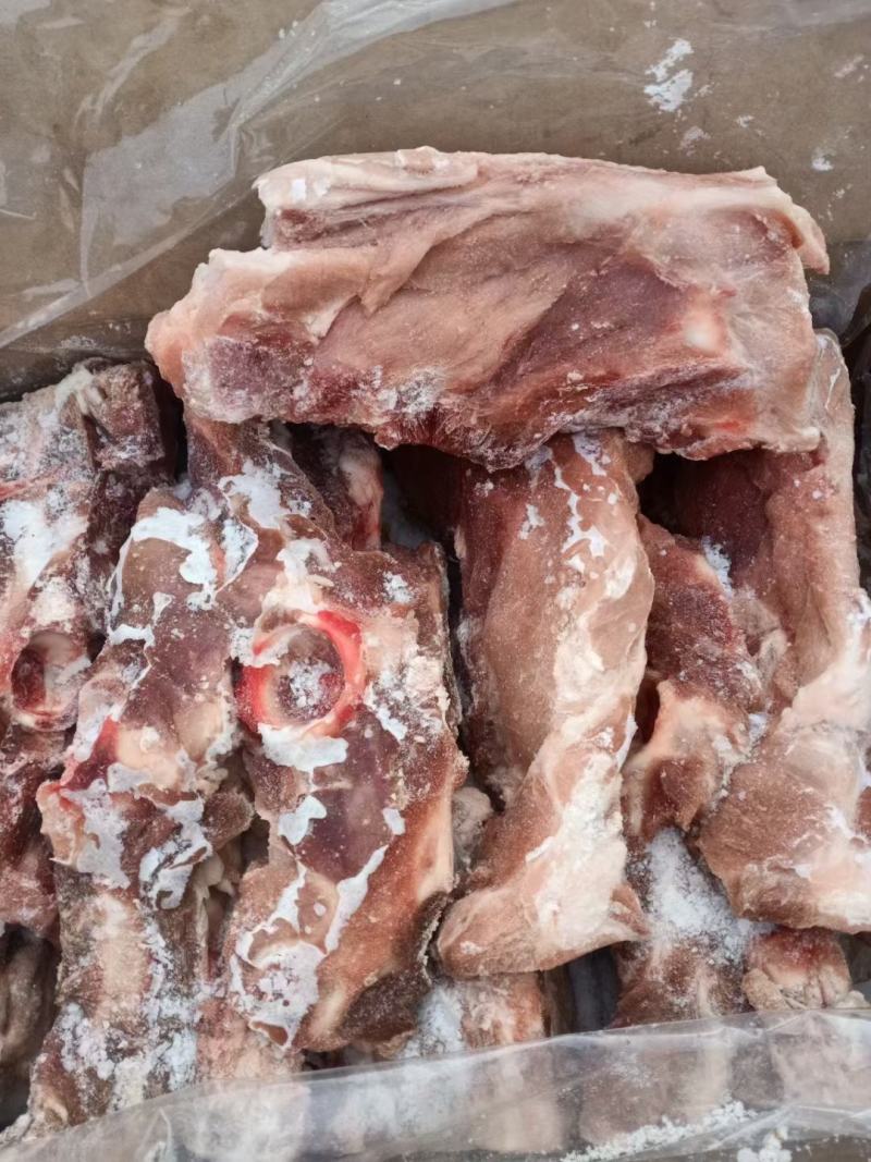 多肉大尾叉骨，现货质量好，百分之五十肉，可以切排骨粒，