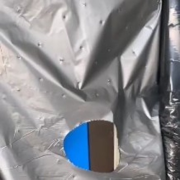 银黑打孔地膜