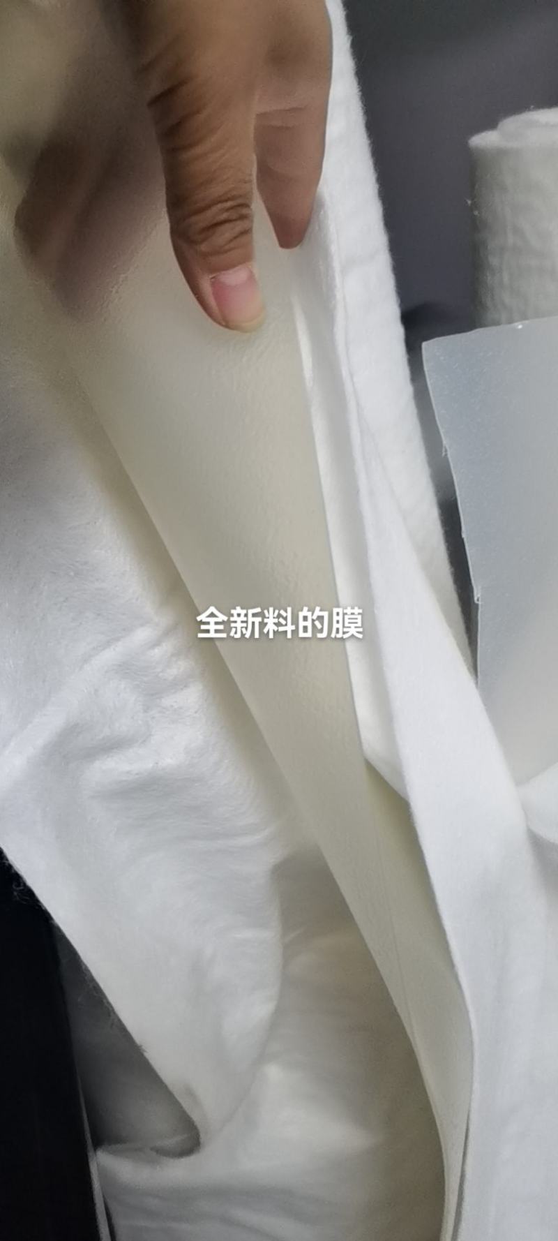 两布一膜防渗膜复合土工膜规格5米复合膜价格