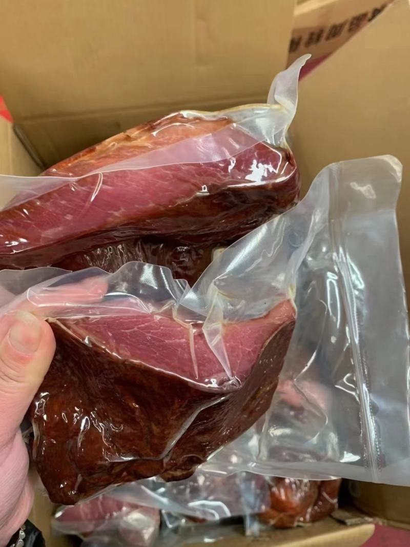牛肉味跑江湖麻辣猪肉酱香手撕牛肉干食品酱肉地摊展会酱肉