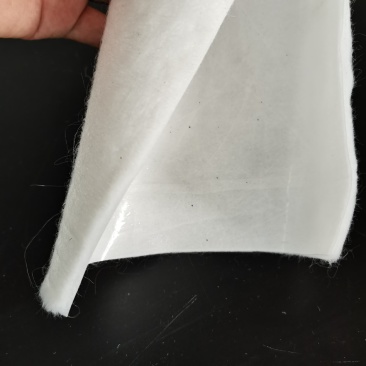莲藕池防渗膜两布一膜防渗膜500克防渗膜价格鱼塘膜
