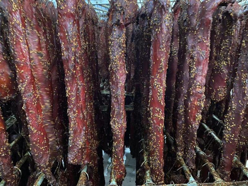 商家热推：实力厂商供货里脊大块肉五香味麻辣味牛肉风味批发