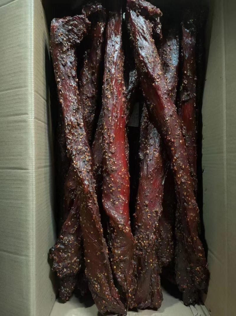 商家热推：实力厂商供货里脊大块肉五香味麻辣味牛肉风味批发