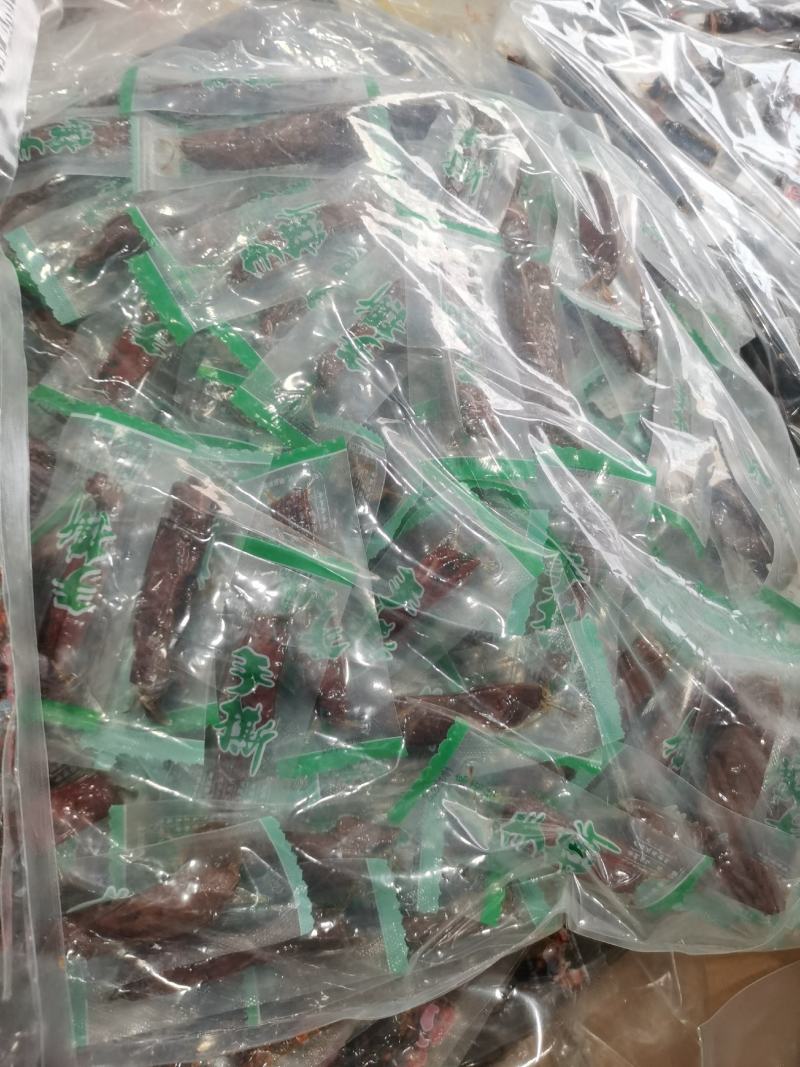 手撕牛肉干，手撕猪肉干，腿子肉，麻辣五香味