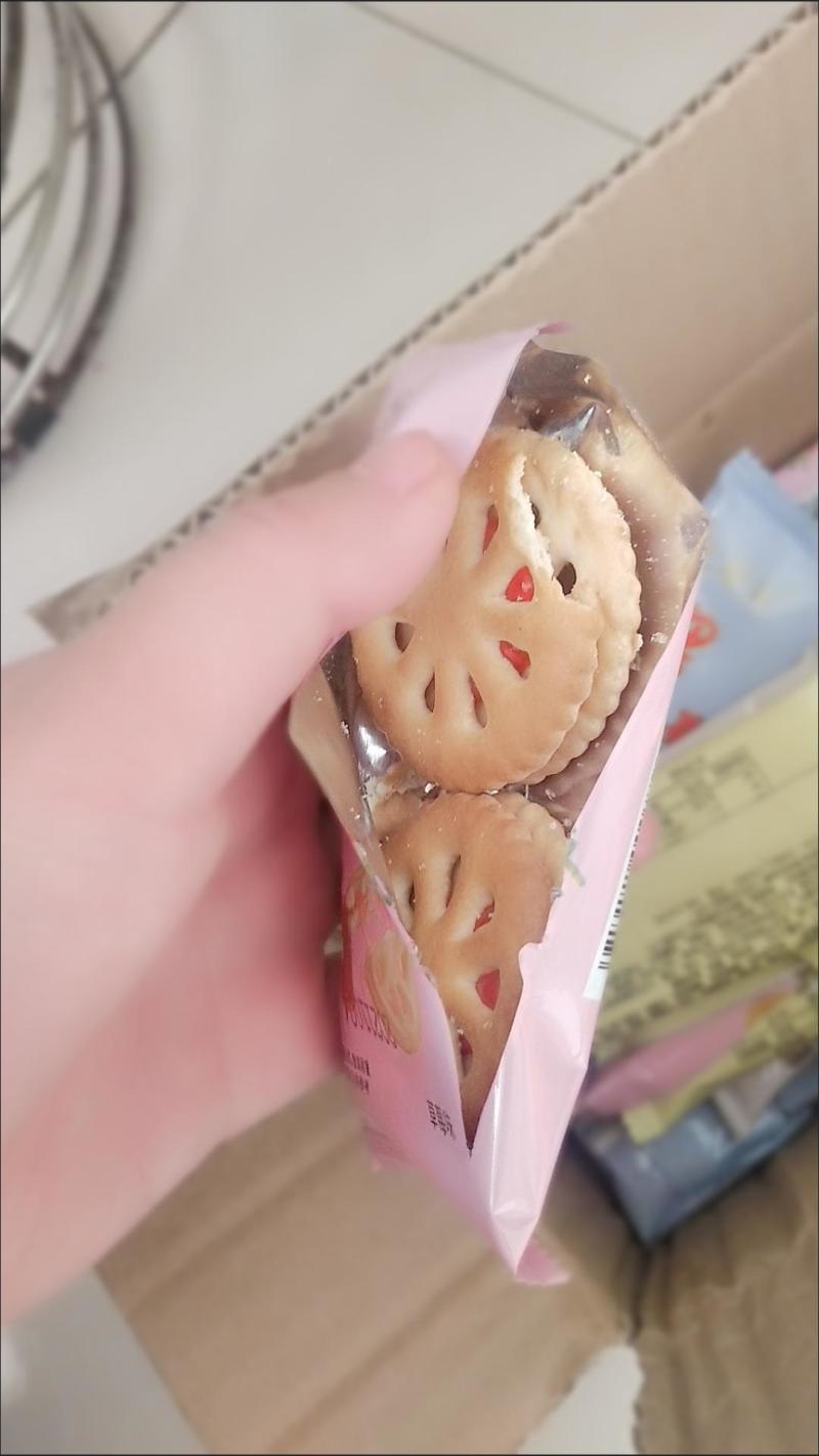 【整箱4OO片】果酱夹心饼干早餐糕点儿童休闲零食小吃独立