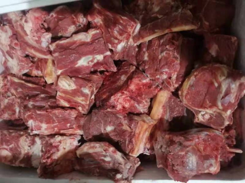 带肉脊骨！！！颜色鲜亮，！！！！！！！！？！！！