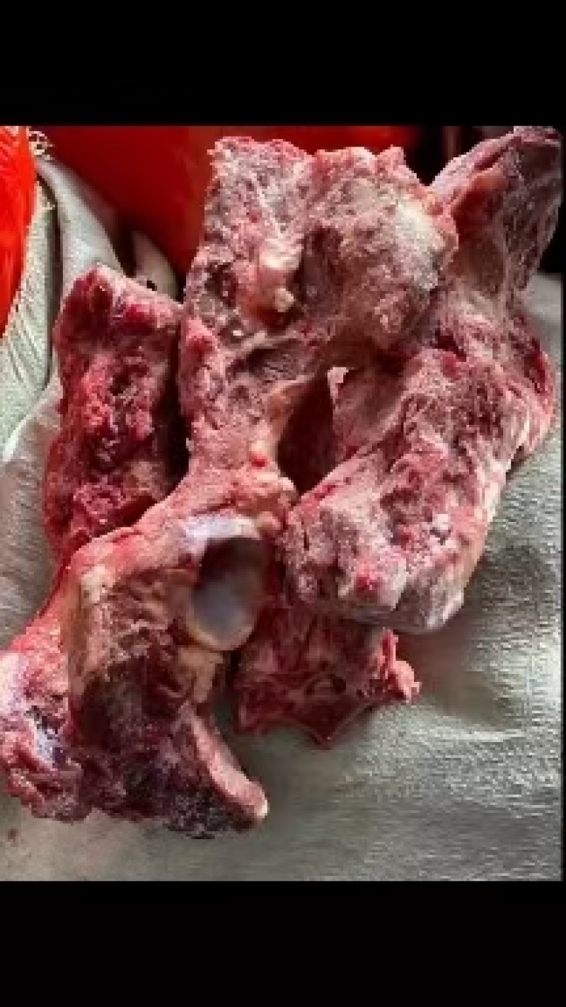 带肉脊骨！！！颜色鲜亮，！！！！！！！！？！！！