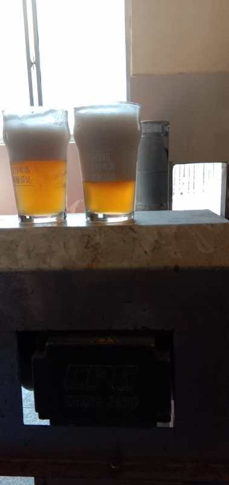 青岛金特精酿原浆啤酒与您相约春夏秋冬！