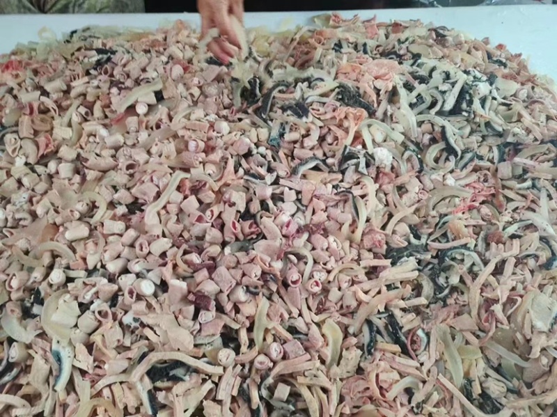 牛杂，精选优质，特有比例，老板自己定做挑选产品，拼做牛杂
