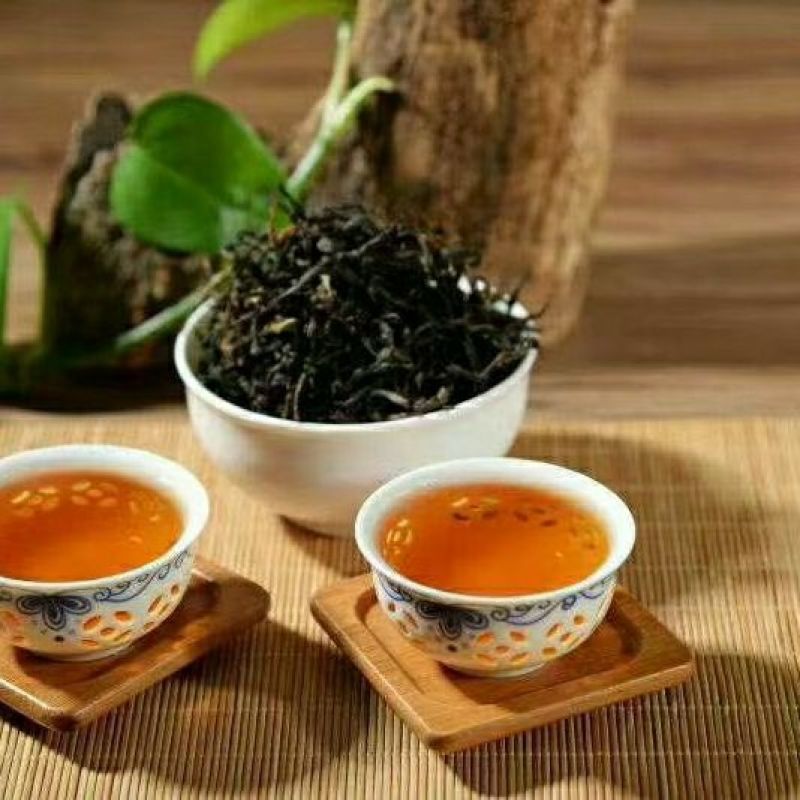 醉红【品名】牧童蝉·醉红【由来】古树红茶传统工艺