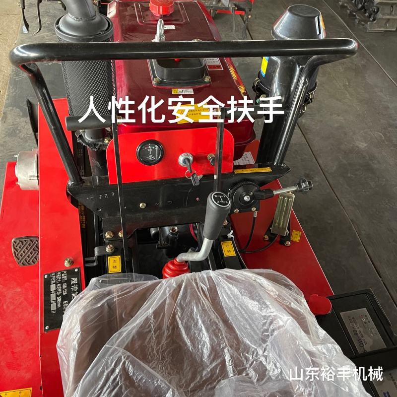 25马力乘坐式履带旋耕机水旱两用旋耕机多功能旋耕机