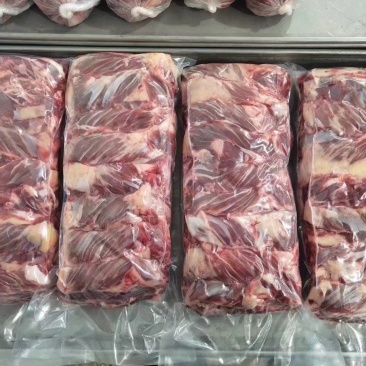 牛腹肋条，国产纯干牛腹肋条肉，价格合适，厂家直发，量大从