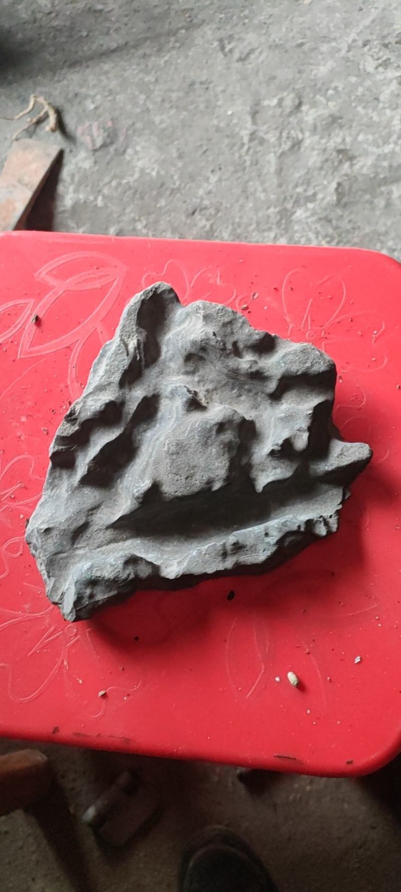 河里捡的石头，不知道叫什么