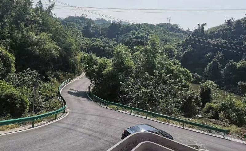 渝北区机场外围300平厂房场地出租，房屋面积。5w/年。