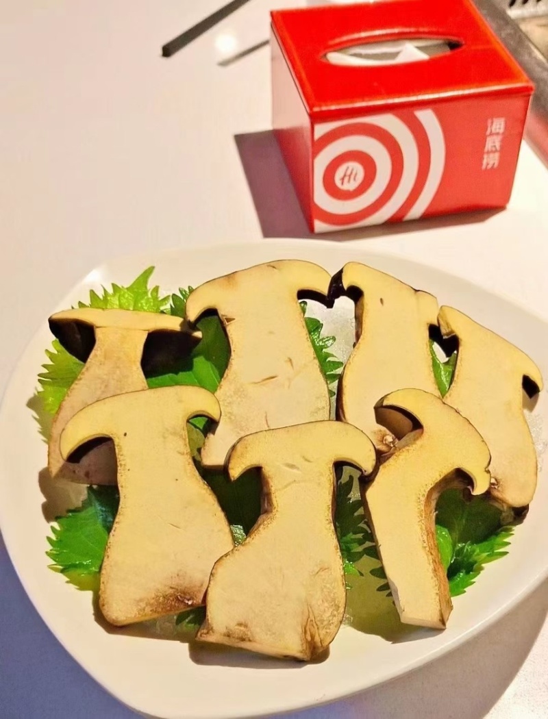 新鲜黑牛肝菌