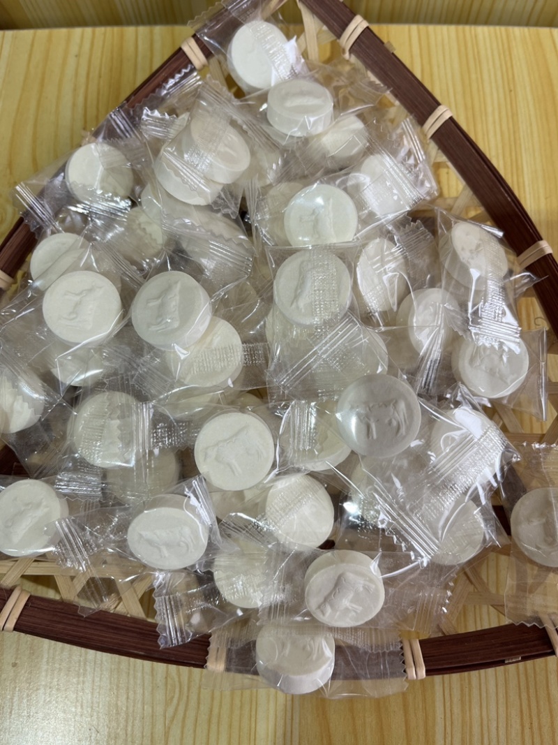 展会地摊市场奶贝奶片牛奶片羊奶片驼奶片欢迎订购