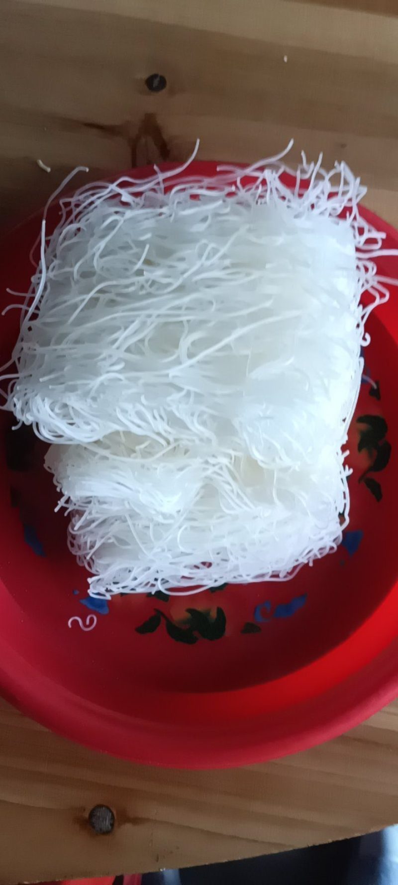 农家自制的细米粉，经济实惠炒煮都可以，5斤一件包邮。