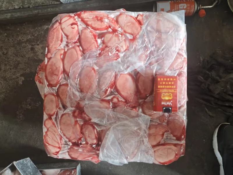 内蒙本地羔羊羊宝，加工厂家直销，个大质量好。