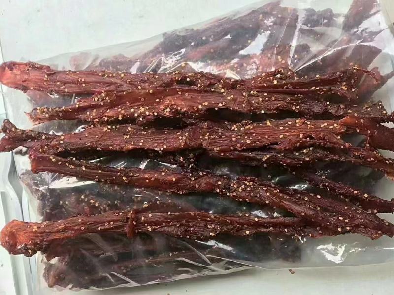热销风干肉干鸡胸肉四川特产办公室麻辣小吃牛人肉干即食零食