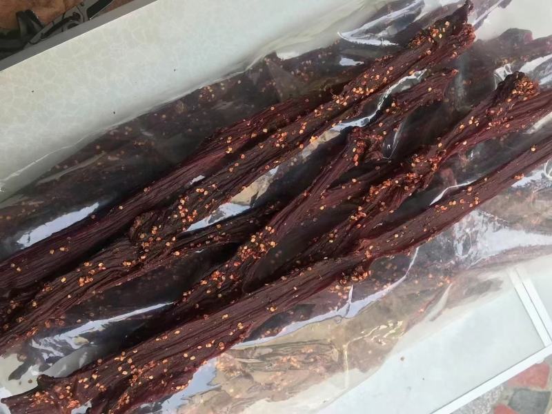热销风干肉干鸡胸肉四川特产办公室麻辣小吃牛人肉干即食零食