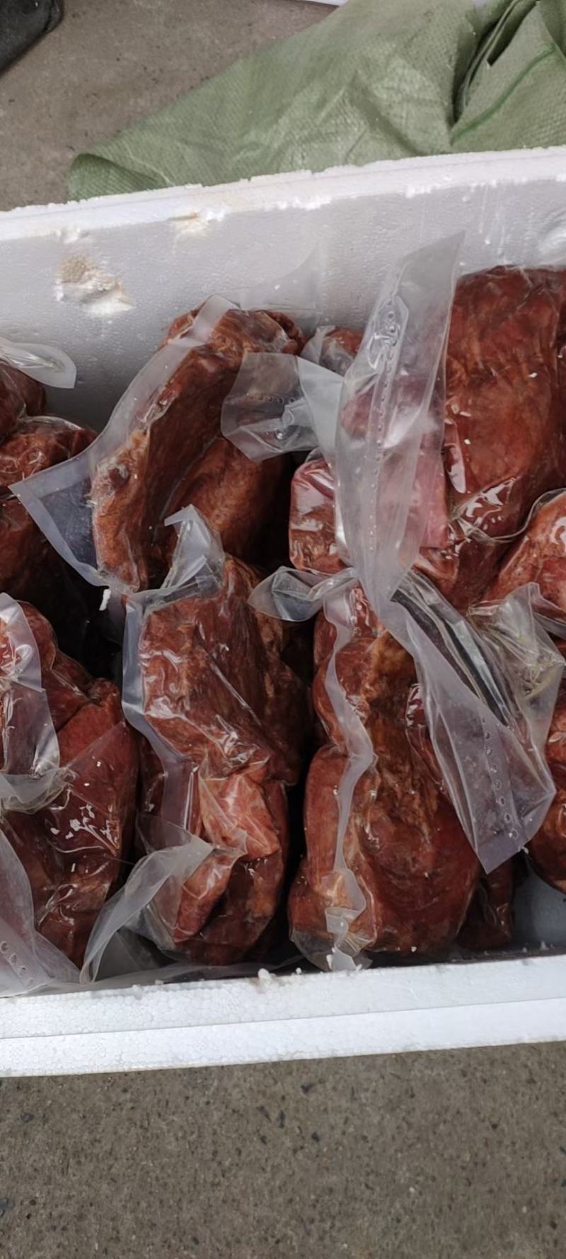 五香带皮熟马肉全国发货可快递物流量大优惠欢迎来电咨询