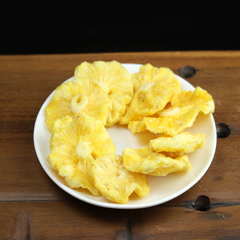 菠萝干大量上市，本工厂加工酸甜可口，欢迎采购