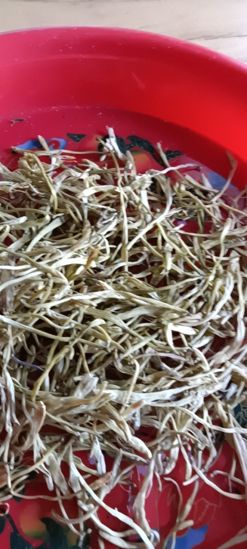 农家自种的金银花新鲜，味道好250克1件包邮。