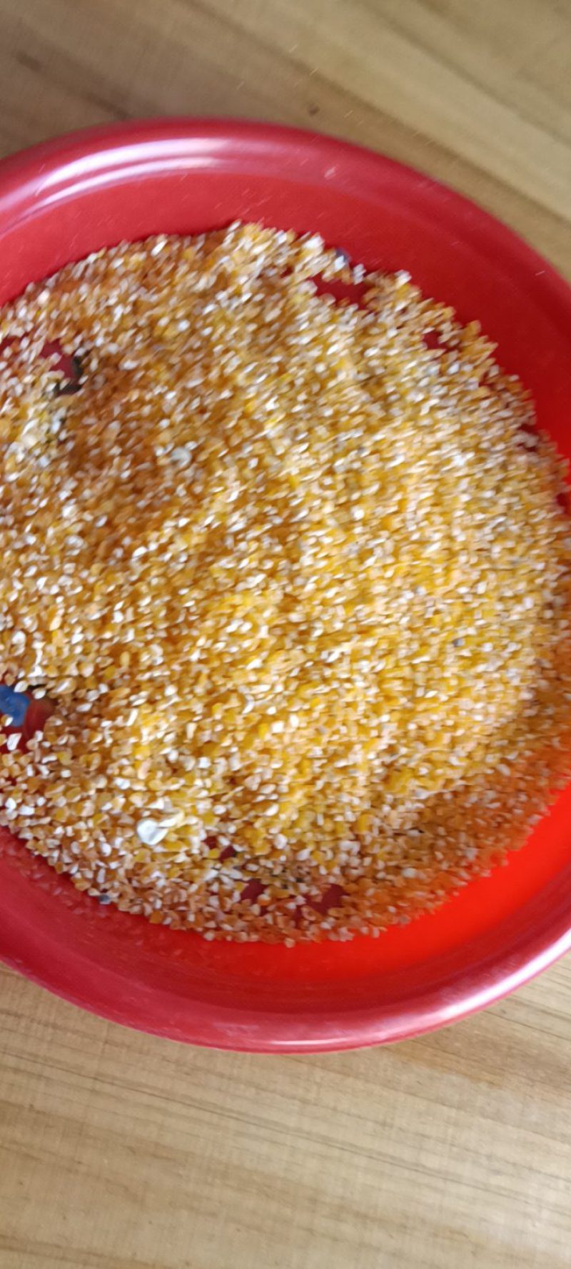农家自种的玉米破碎，新鲜，泡煮5斤一件包邮。