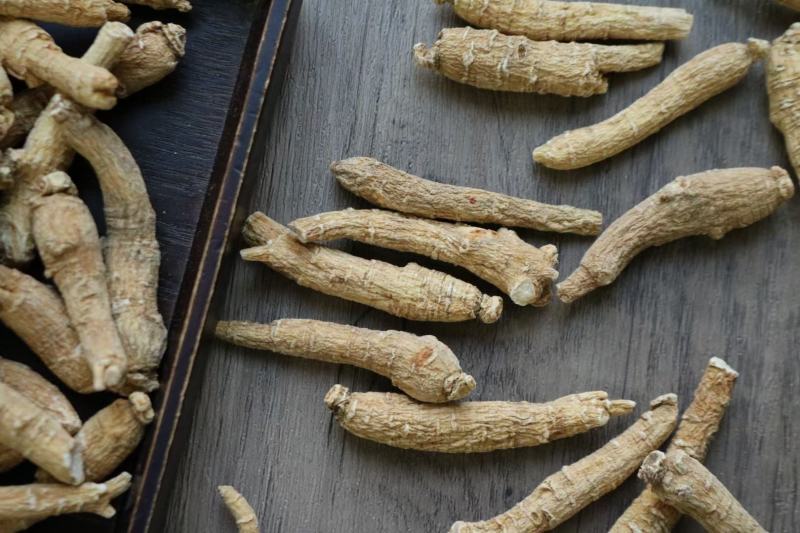 3g山东西洋参超短条条形很均匀颜色黄一点剪尾足干硬枝肉质